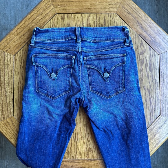 *HUDSON* Medium Wash Denim Jeans w/ Button Back Pockets Size 25 - Picture 4 of 8